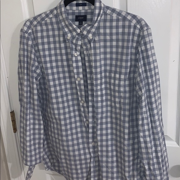 J Crew Blue Checkered Slim Medium Button Down - Picture 1 of 3